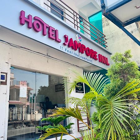 דמאן Hotel Jampore Inn מראה חיצוני תמונה